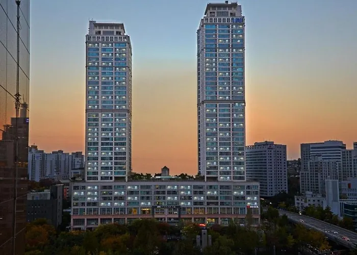 布朗套房公寓 酒店